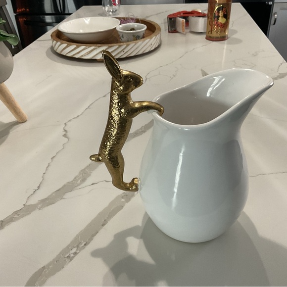 Chic White Pitcher with Gold Rabbit Handle - Picture 2 of 4